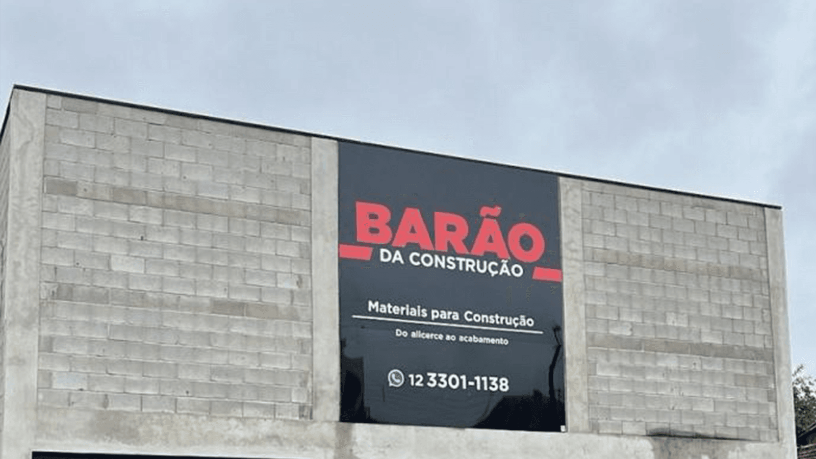 Fachada da Barão da Construção