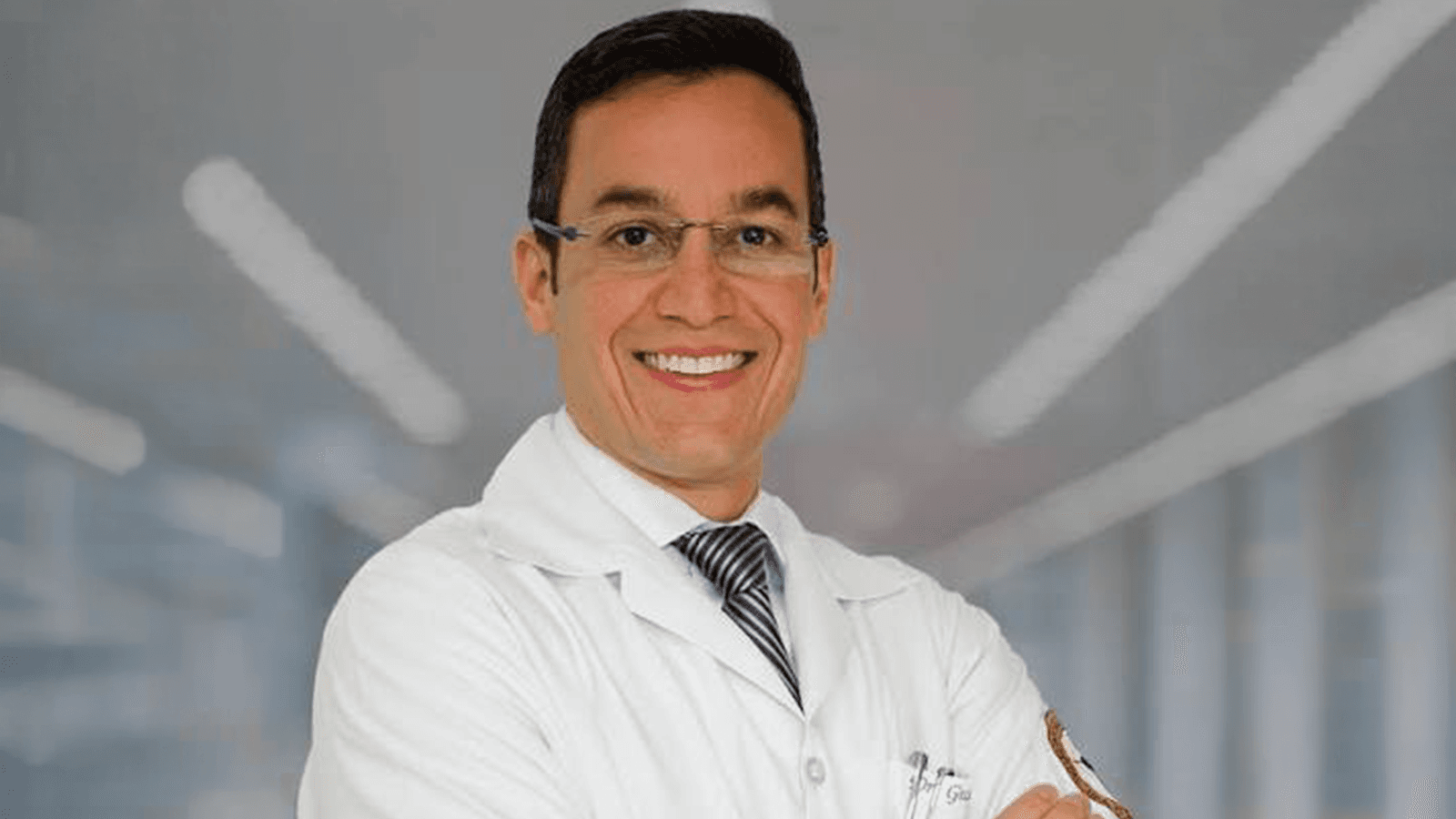 Dr. Gustavo Aquino